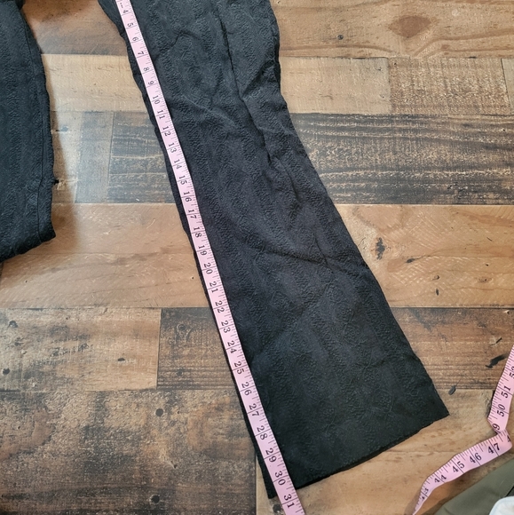 8 Antonio Melani Embossed Damask Baroque Black Pants - Picture 6 of 7